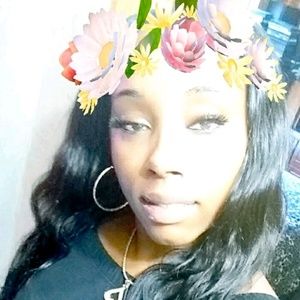 Meet your Posher, Markita